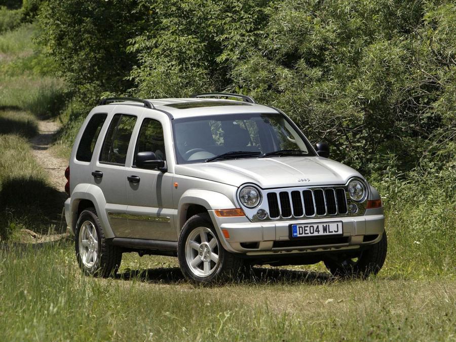  Jeep Cherokee Limited 2005 года  (UK) (фото 9 из 30)